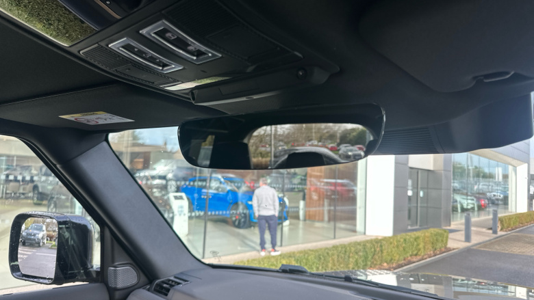 Land Rover Defender 3.0 D250 X-Dynamic SE 110 5dr Auto Diesel Estate